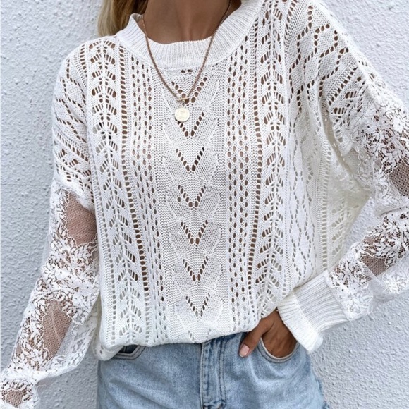 Lace white top / sweater with ruching details at the cuffs and lace sleeves - Picture 1 of 6